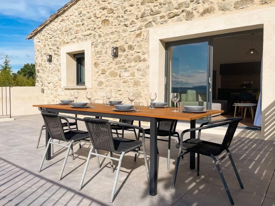 Appartement Dans Un Mas Provencal Allan Exterior foto